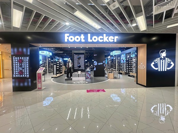 FOOT LOCKER AEON MALL THANH KHE, DA NANG 1