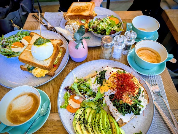 Madam Anna Ekke – Glockenbach | Brunch & Dinner 3