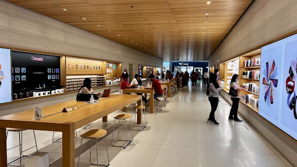 Apple Marina Bay Sands 4