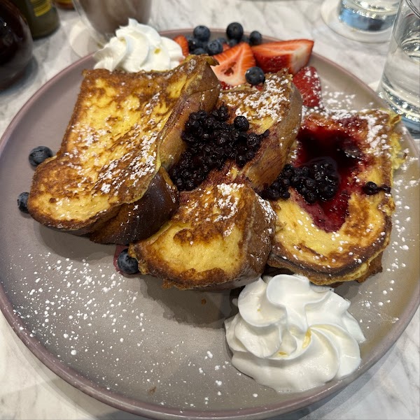 Evviva Breakfast and Lunch 2