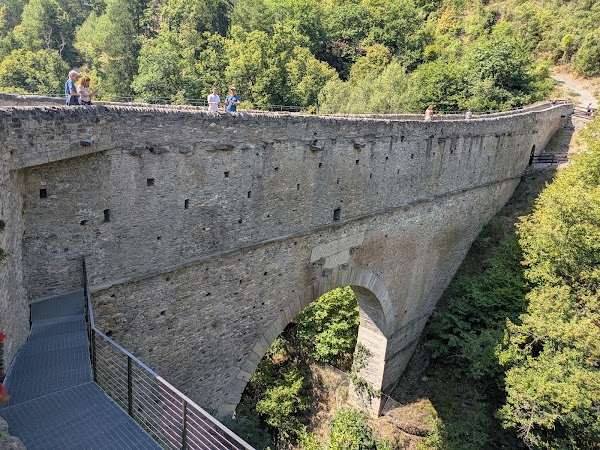 Pont d'Aël 5