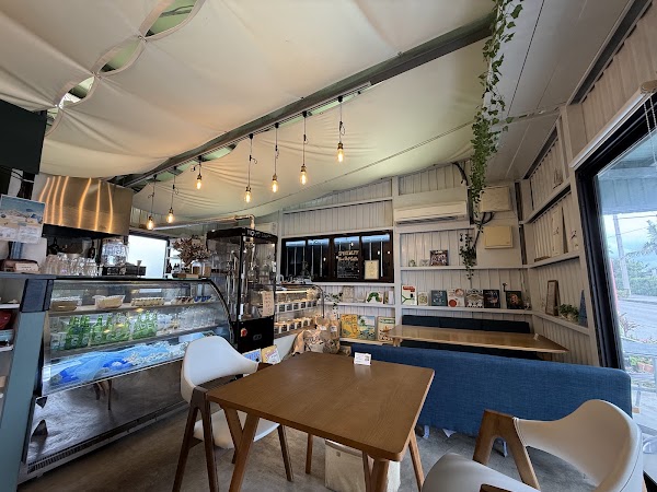 Will Keli Cafe 5