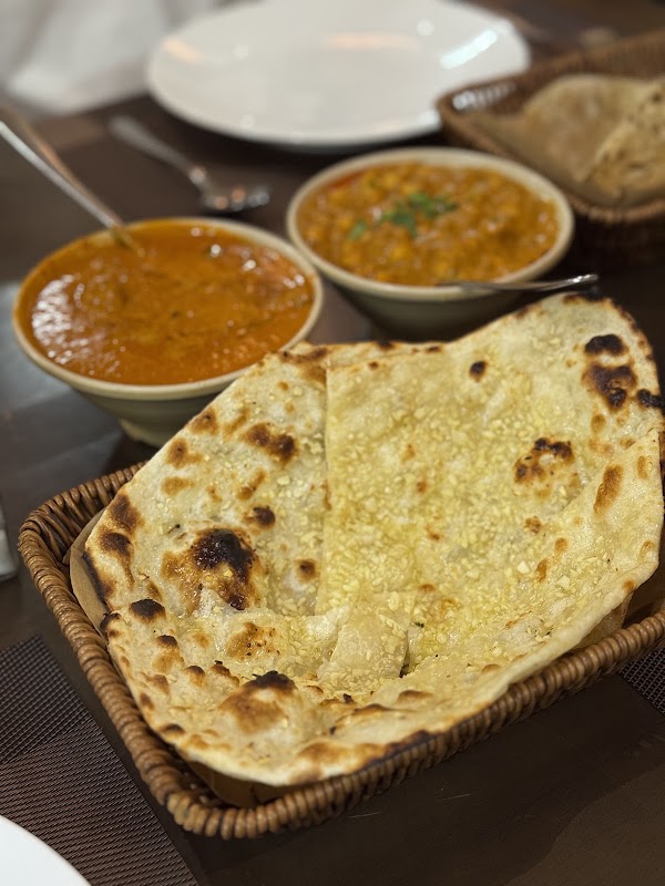 SRI SPICES INDIAN FAMILY RESTAURANT 2