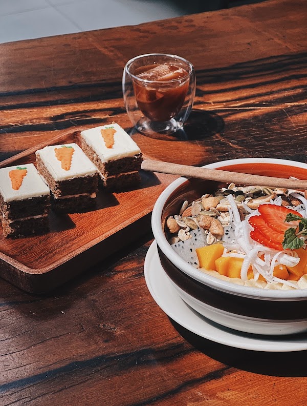 Puna Specialty Coffee & Eatery 4
