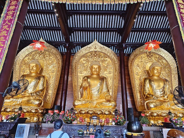 Temple of the Six Banyan Trees 4