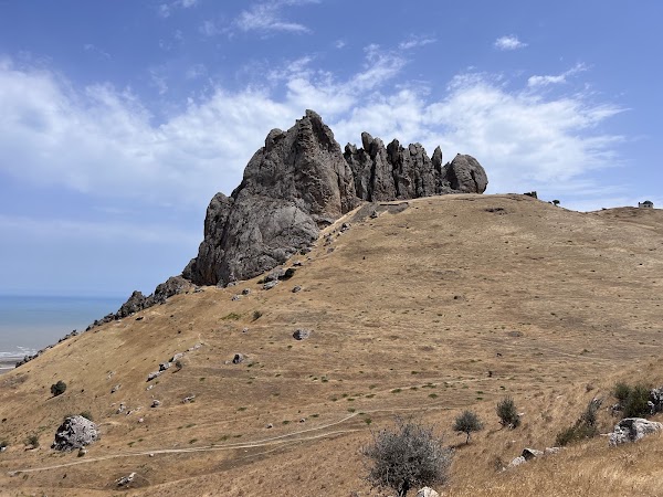 Besh Barmag Mountain
