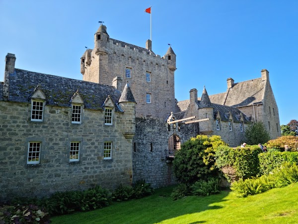 Cawdor Castle and Gardens