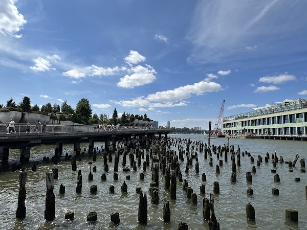 Little Island, Pier 55 at Hudson River Park