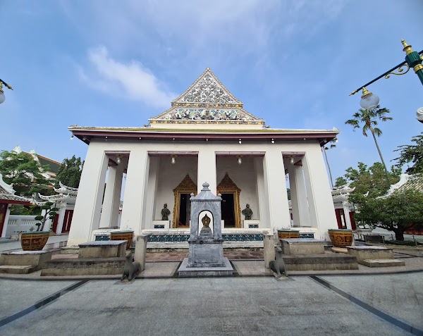 Wat Ratcha Orasaram Ratchaworawihan (Chom Thong) 4