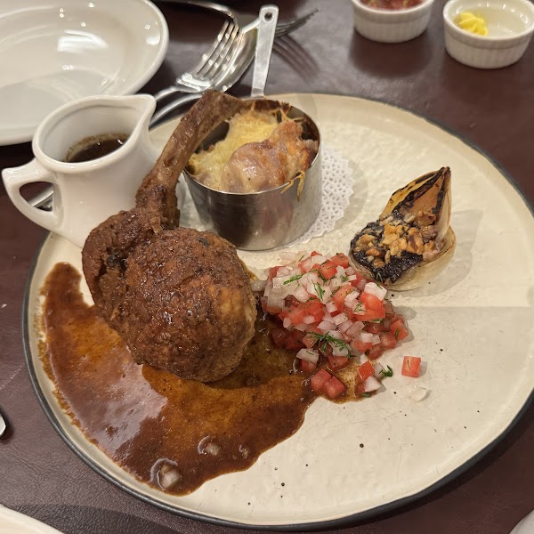 Restaurant Bristol 4