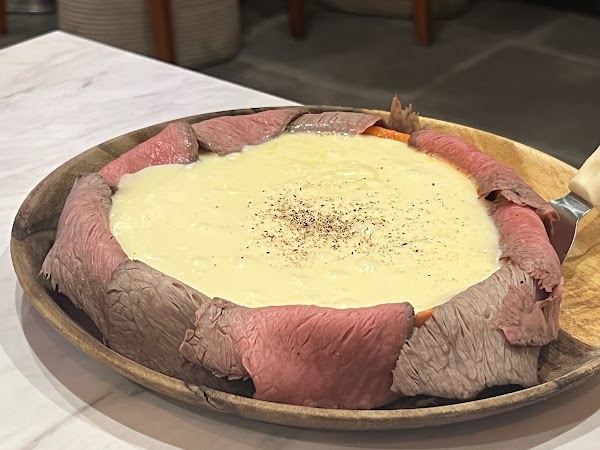 Chicago Pizza & Souffle Omelet Meat&Cheese Ark 2nd Shinjuku Branch 2