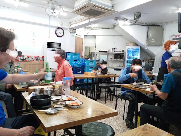Yeonsinnae Station. Yeonseo Traditional Market 1