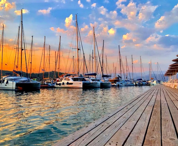 Yacht Classic Hotel