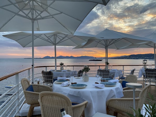 Eden-Roc Restaurant