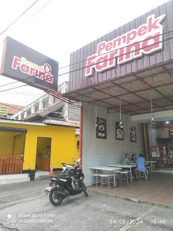 Pempek Farina Teuku Umar