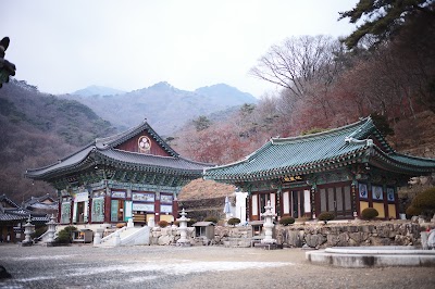 Yongmunsan Yongmunsa Temple