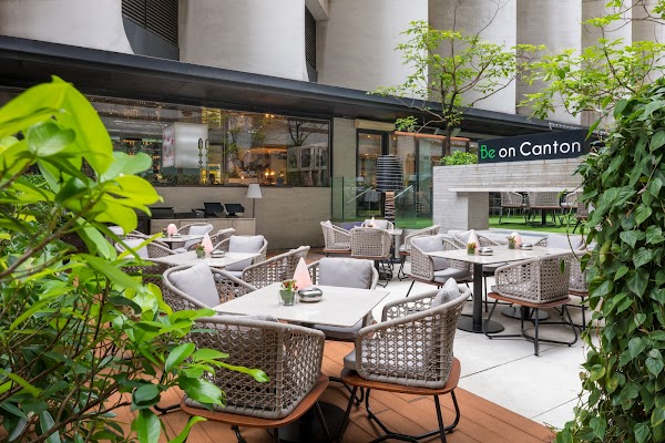 Gateway Hotel, Hong Kong 1