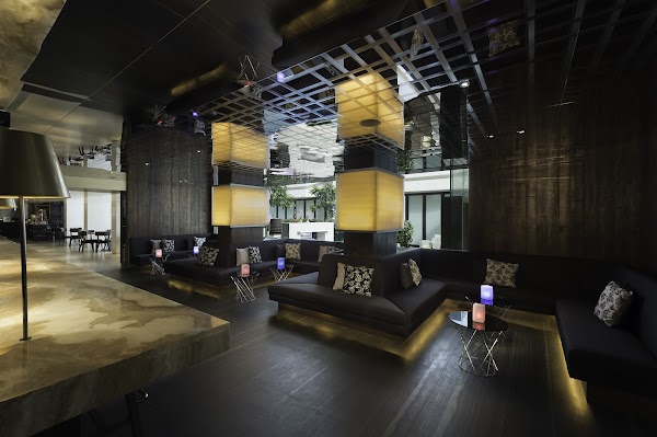 Gateway Hotel, Hong Kong 2