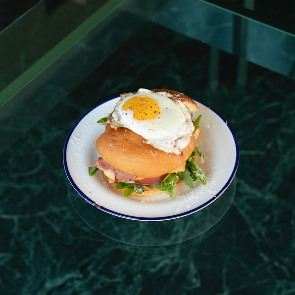 바통 밀 카페 Yongsan coffee baton cafe brunch restaurant カフェ コーヒー 3