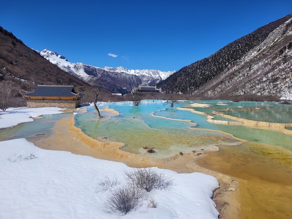 Huanglong Scenic Spot 4