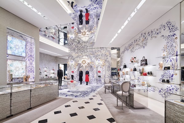 DIOR Tokyo Omotesando 5