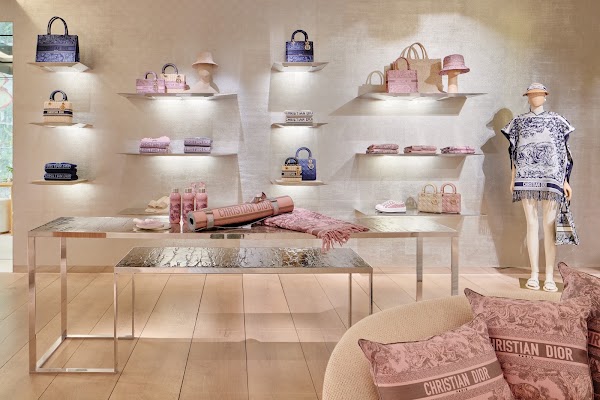 DIOR Tokyo Omotesando 3