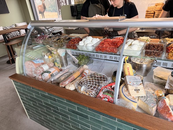 Aro Deli