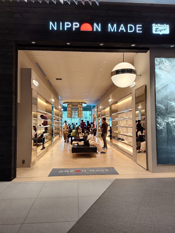 Onitsuka Tiger NIPPON MADE Tokyo Midtown Yaesu Store