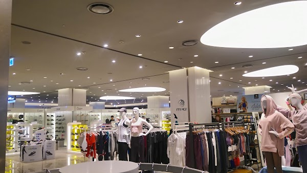 Hyundai Department Store Trade Center Branch 3