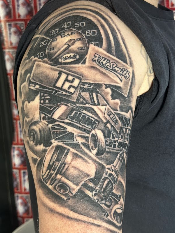 Needles Art studio - Body Art & Piercings 5