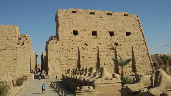 Luxor 2