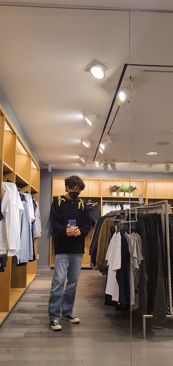 H&M Hongdae 2