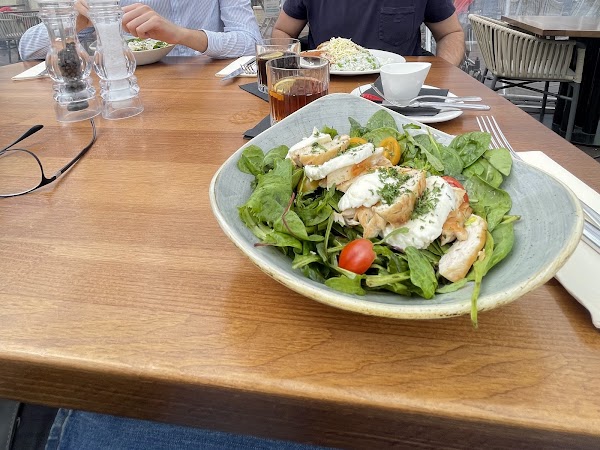 The Spot Budapest by J&J 4