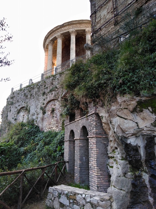 Tivoli 2