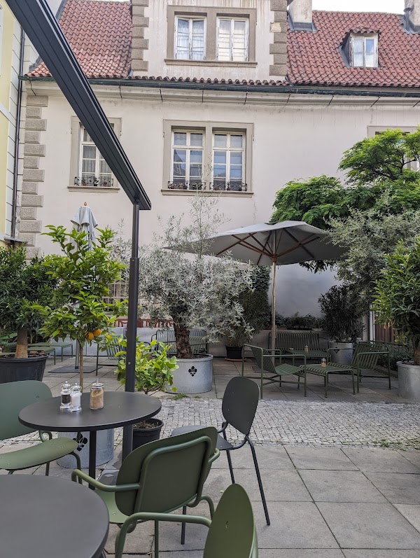 Bistro Monk 2