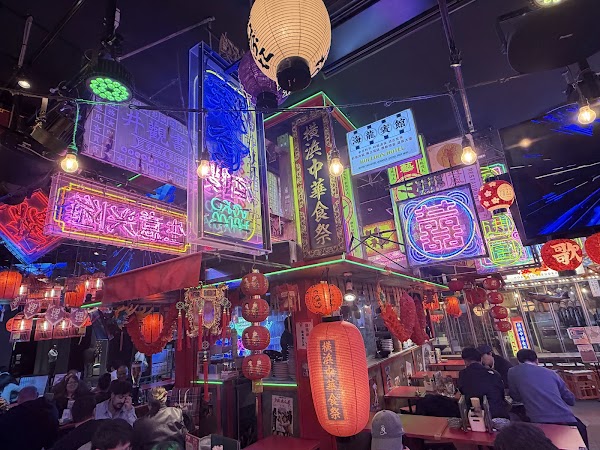 Kabuki hall 5