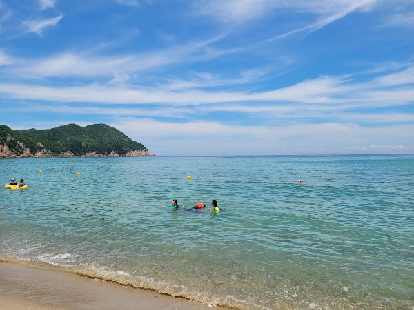 Yonghwa Beach