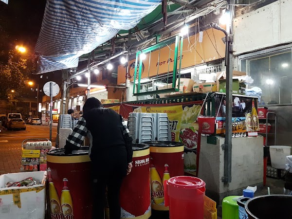 Kin Yip Street Cooked Food Market