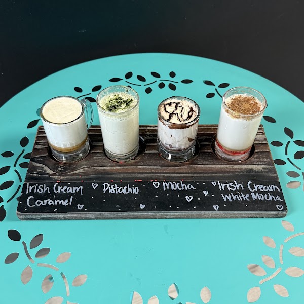 Skyluxx Coffee & Salon Suites 2