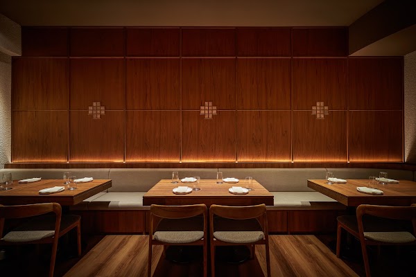 GUUM Contemporary Grill 3