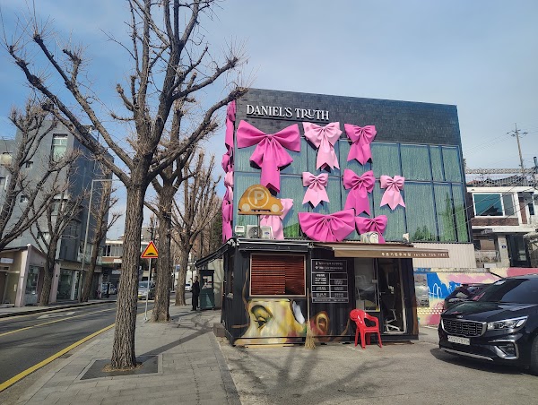 Daniel's Truth Shinsegae Department store Myeong-dong
