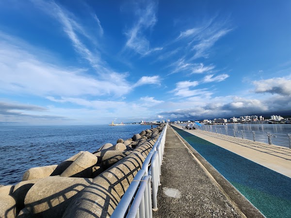 Jumunjin Seawall 4