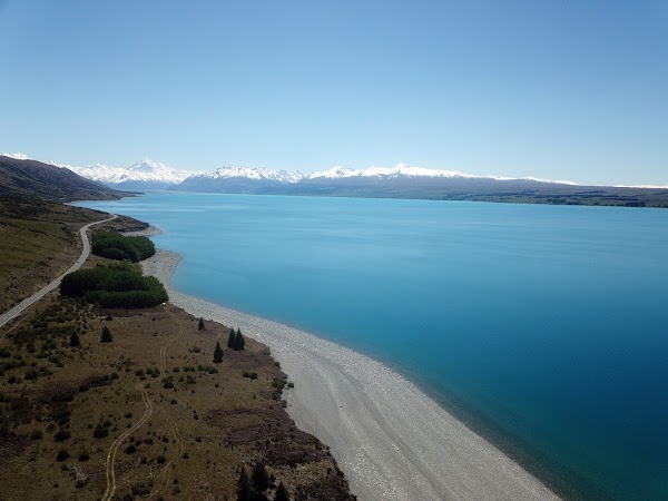 Lake Pukaki Beach Lookout 1