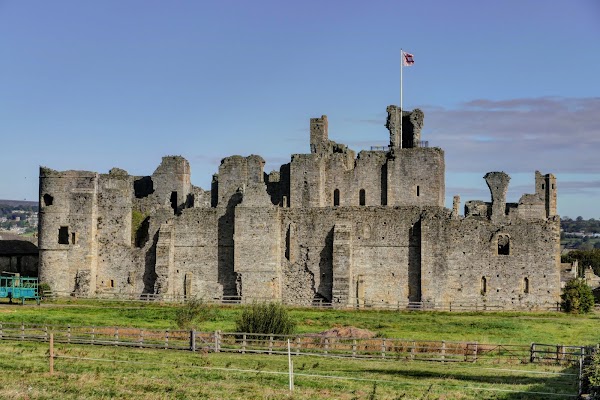 Middleham Castle 1