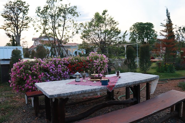 Jardin Mont Fleur Cafe
