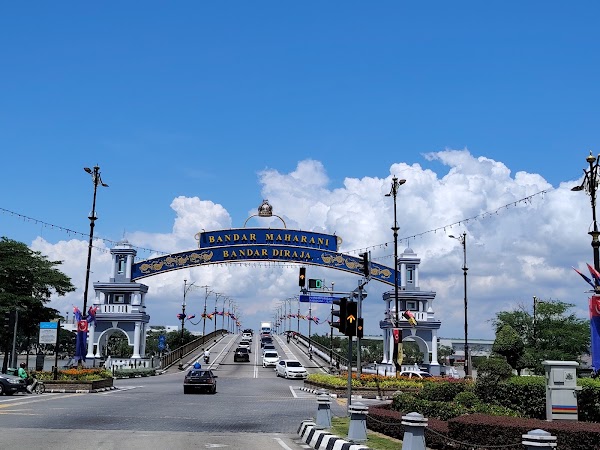 Sultan Ismail Bridge