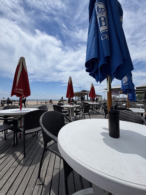 Azure Lounge Restaurant