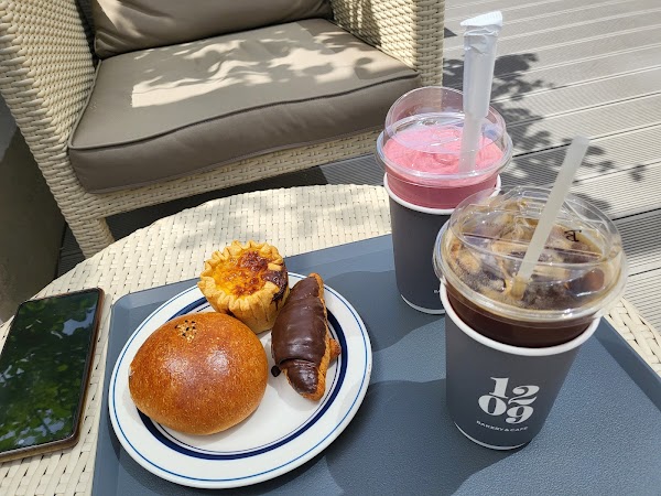 1209 Coffee & Bakery 2