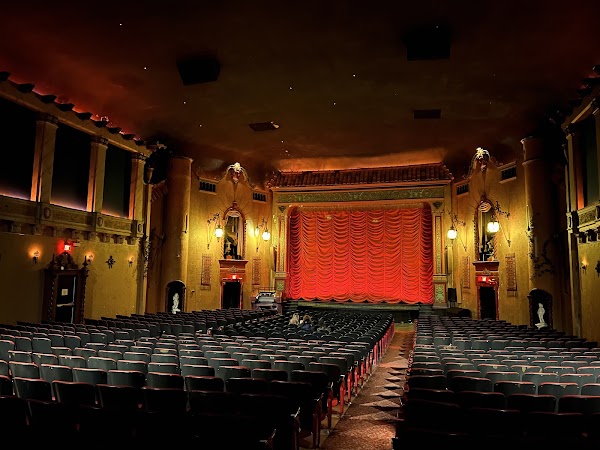 Music Box Theatre