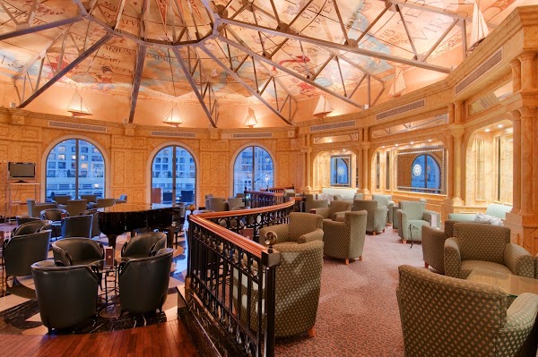 Quarterdeck Bar & Lounge